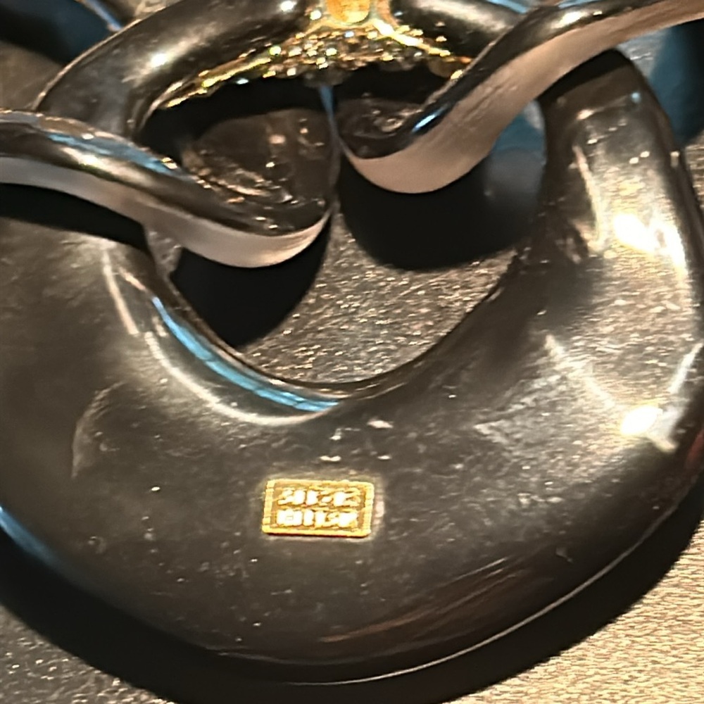 Opaque Siver tone Necklace - Picture 5 of 5